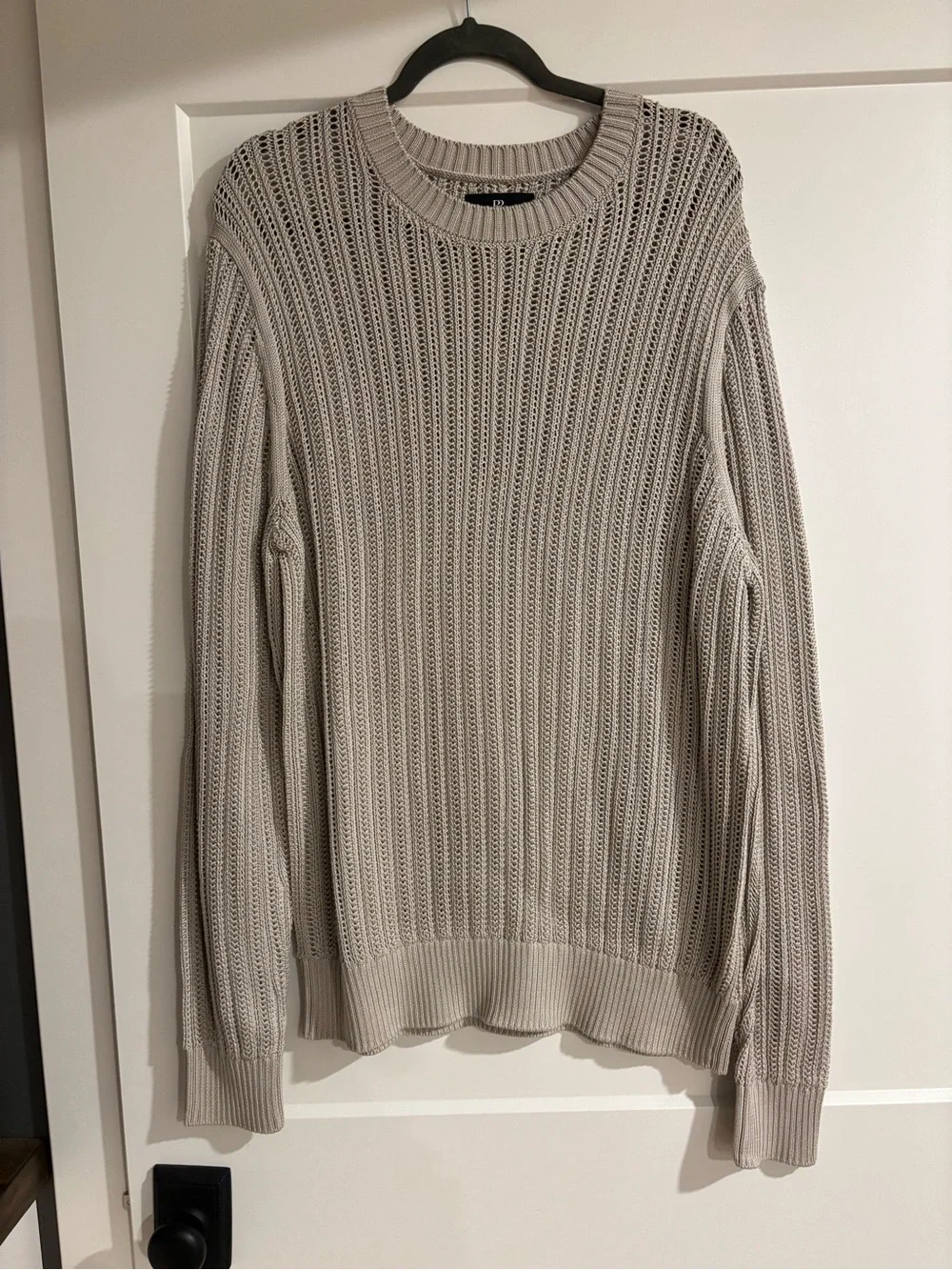 Banana Republic Men's Crewneck Sweater in Light Beige